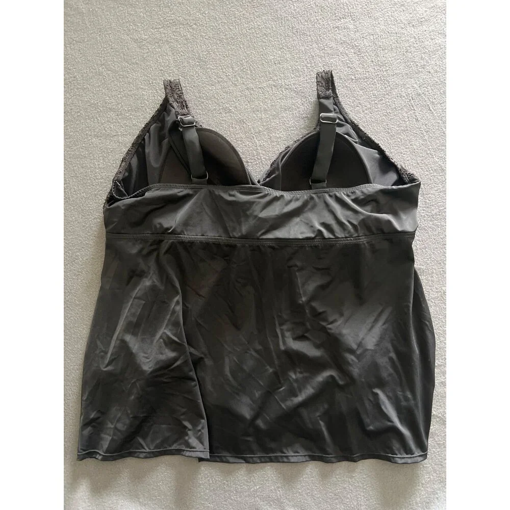 Avenue Black Lace Plus Size Swim Top 28W Tankini Wide Straps‎ Molded Cups